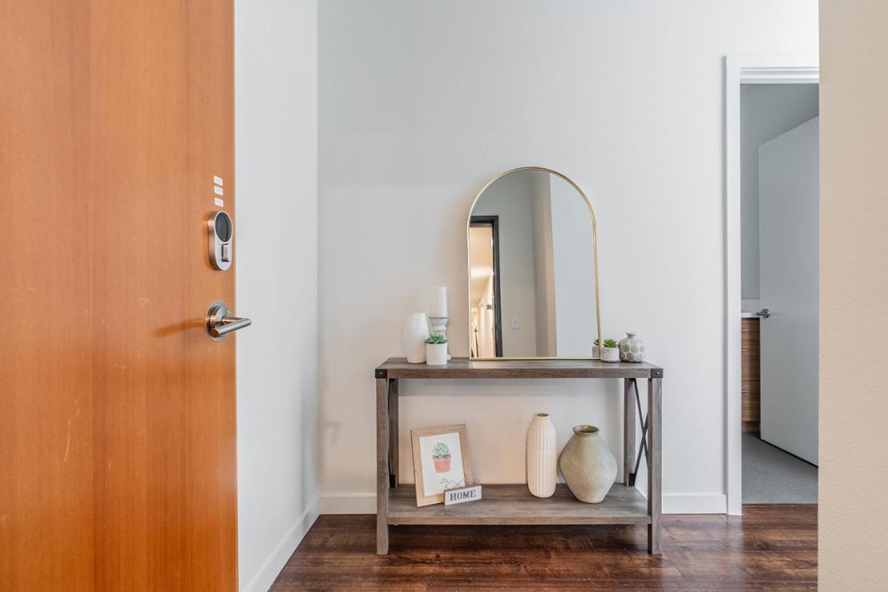 Close Downtown Modern Apartment - Pet Friendly, Wifi, Rooftop Views Σιάτλ Εξωτερικό φωτογραφία